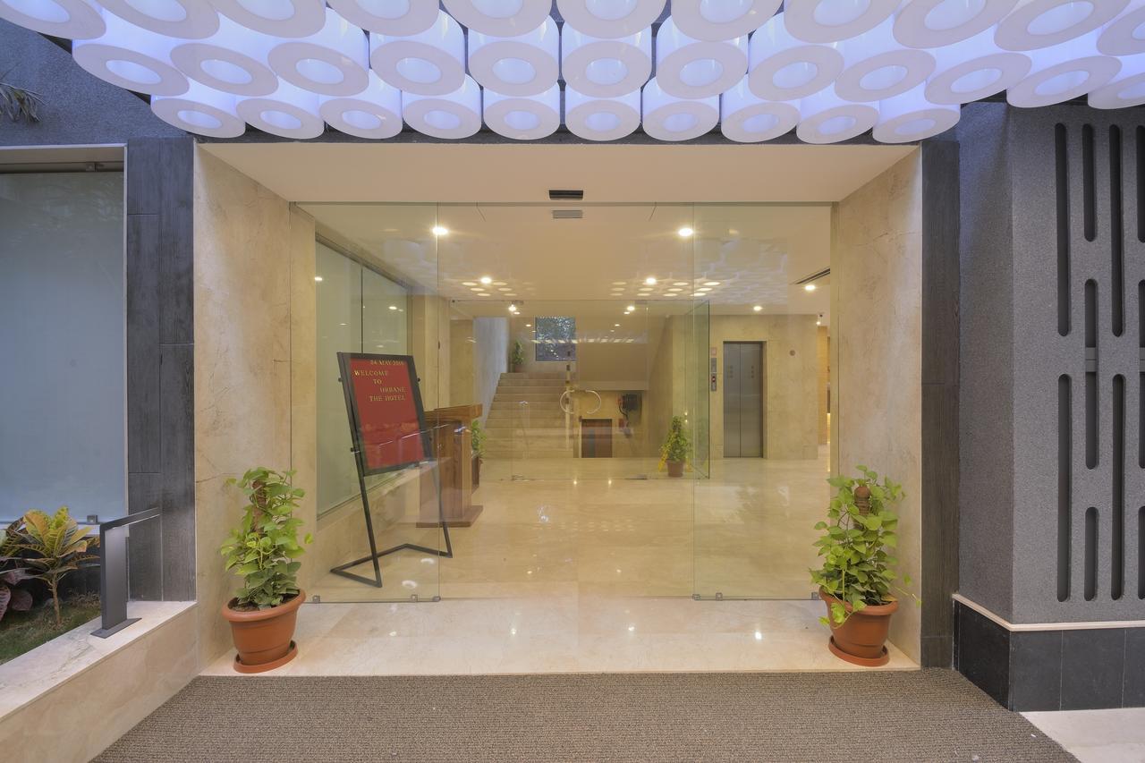 אחמדאבאד Urbane The Hotel מראה חיצוני תמונה