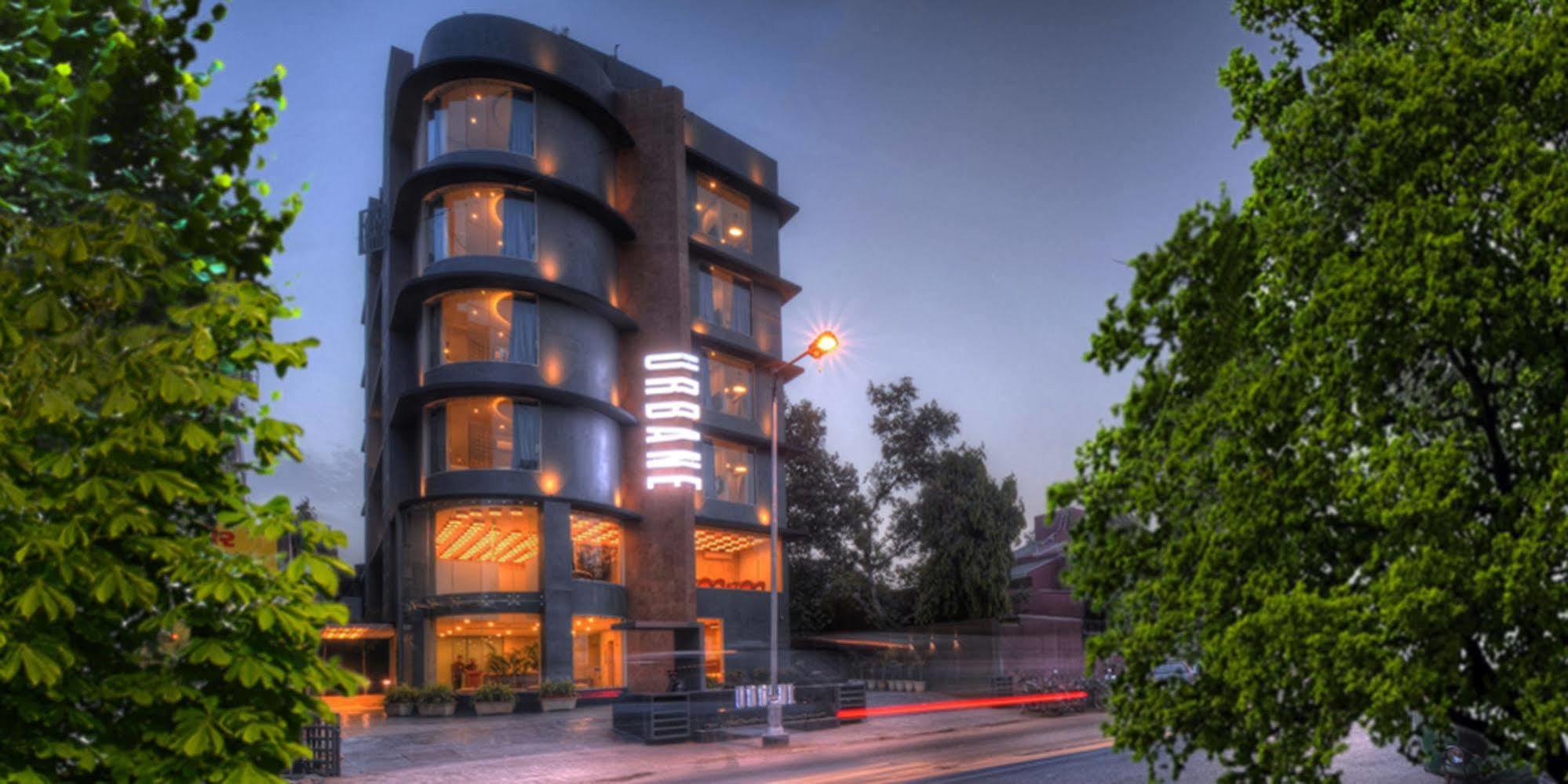 אחמדאבאד Urbane The Hotel מראה חיצוני תמונה